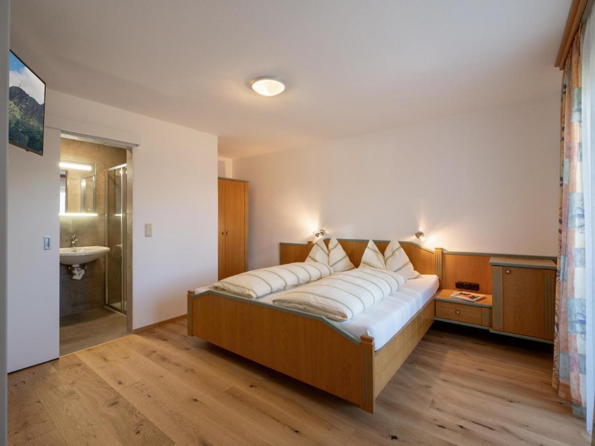 Apartment-Pension Schmiedererhof Санкт Йохан ин Тирол Екстериор снимка