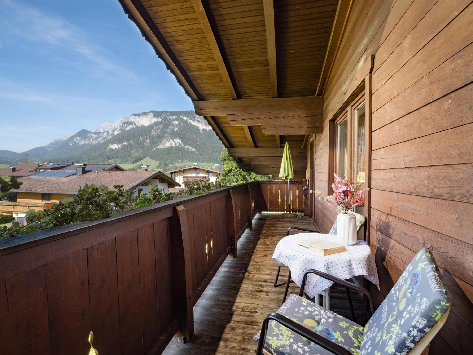 Apartment-Pension Schmiedererhof Санкт Йохан ин Тирол Екстериор снимка