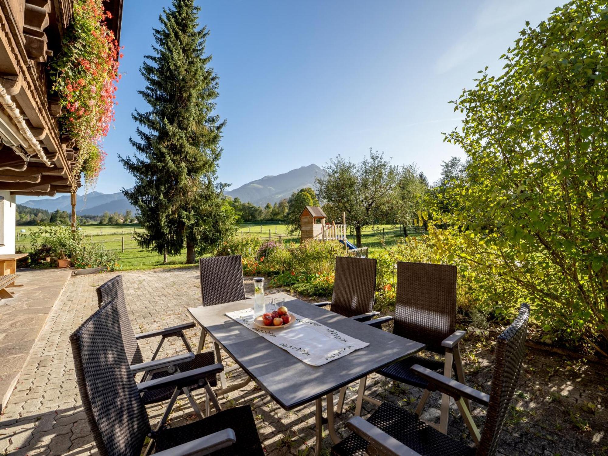 Apartment-Pension Schmiedererhof Санкт Йохан ин Тирол Екстериор снимка