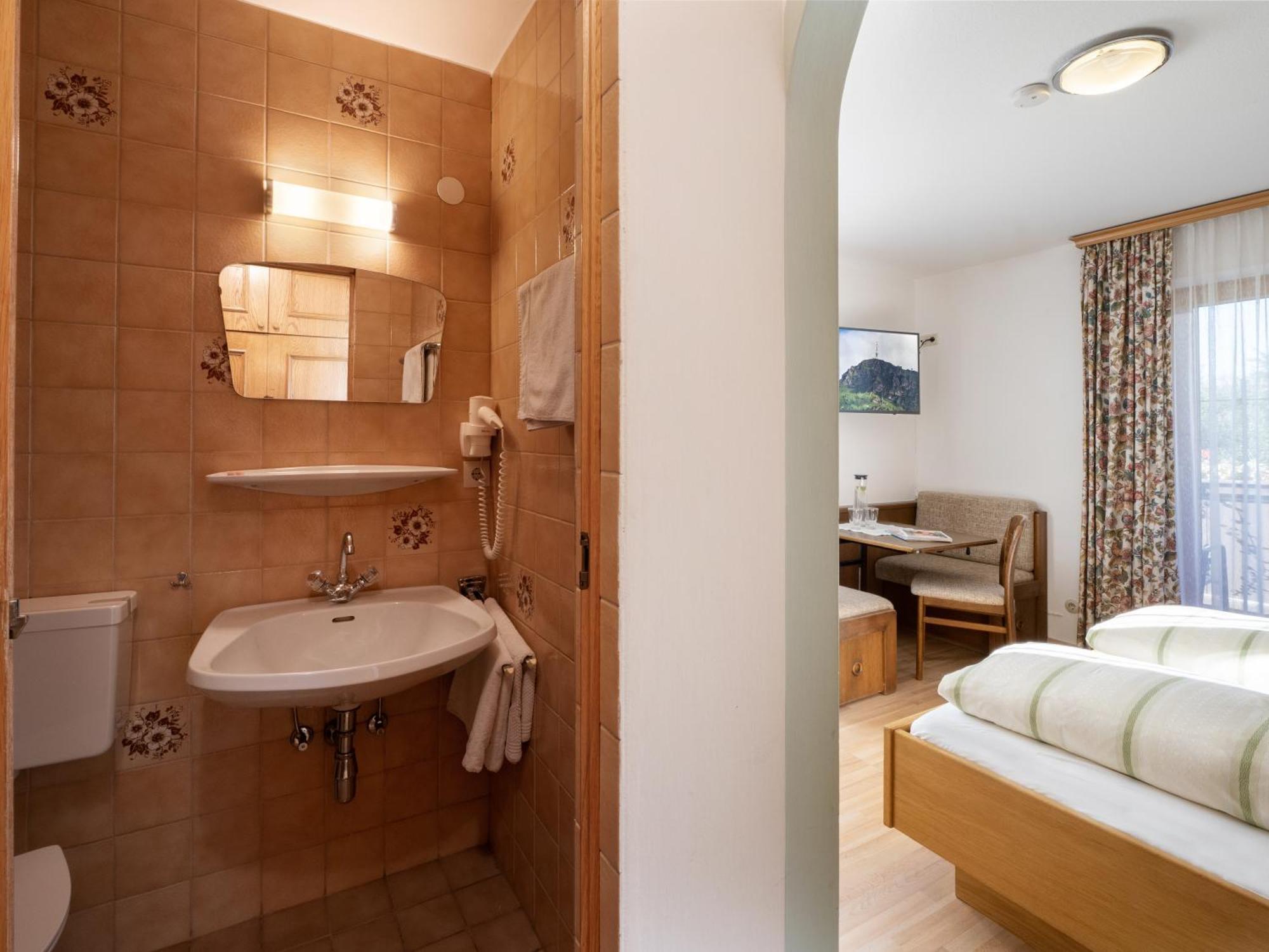 Apartment-Pension Schmiedererhof Санкт Йохан ин Тирол Екстериор снимка